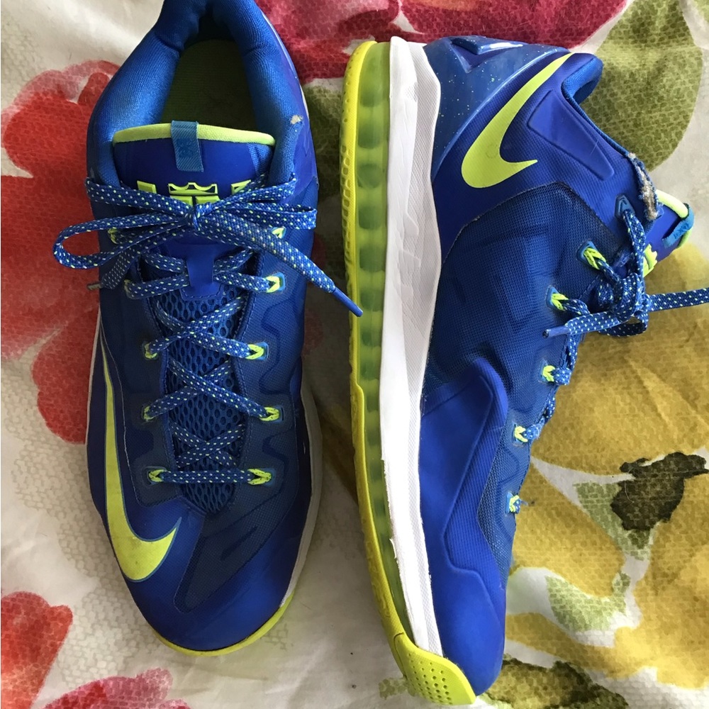 Nike Lebron James 11 Low Sprite